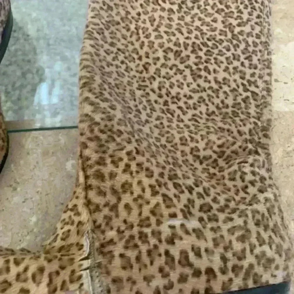 Creations by Tony Lama 80s Soft Fuzzy Leopard Print Boots - Picture 7 of 12